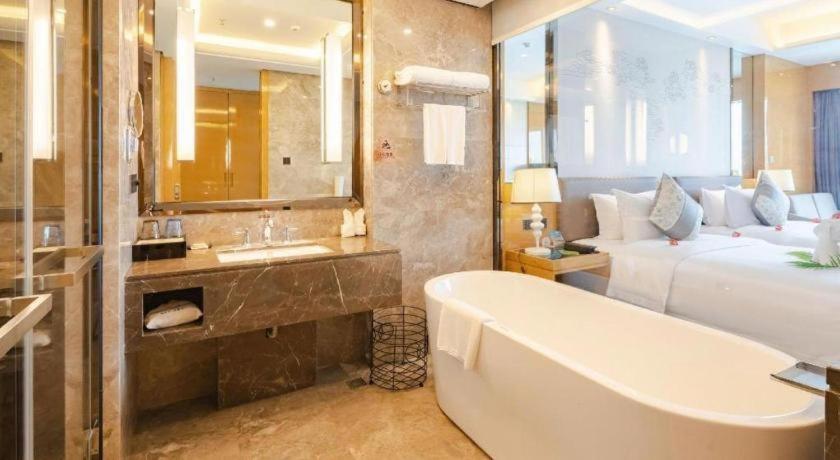 Wanning Yingbin Hotel Exterior photo
